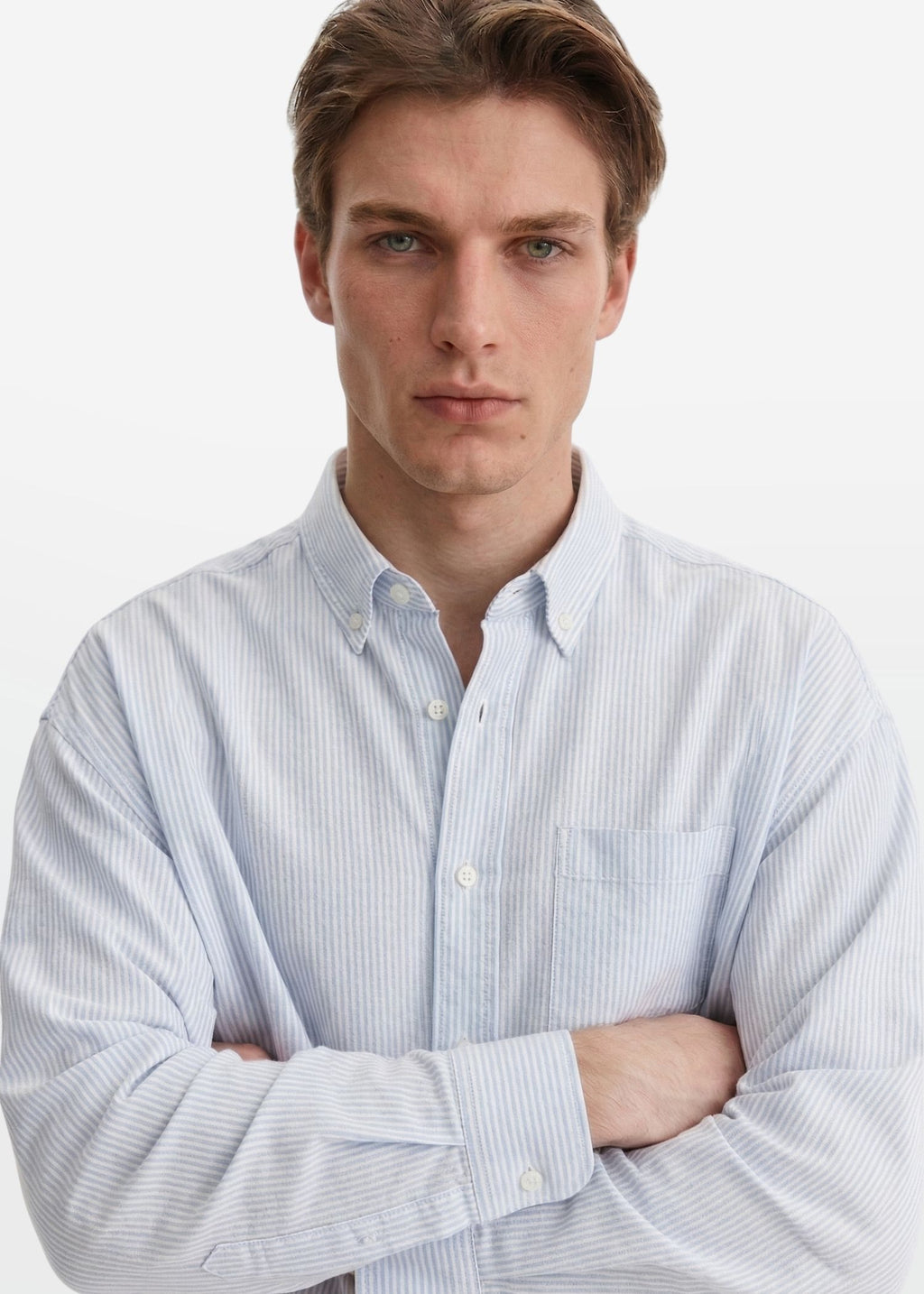 Pinstripe Oxford in Sky Blue — Men's Regular Fit Oxford Shirt | Eagle Ray