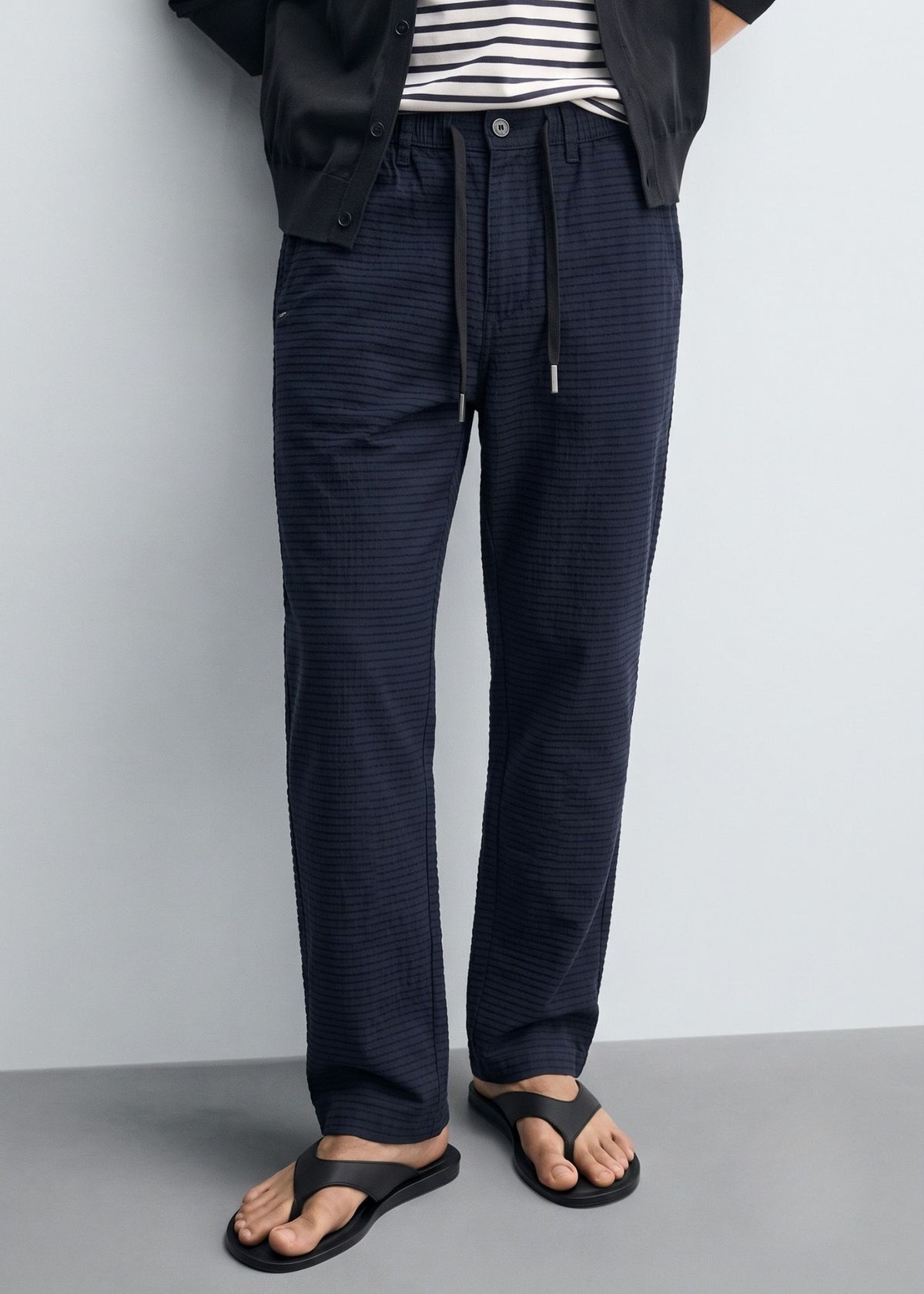 Escurvy Navy Woven Drawstring Pant