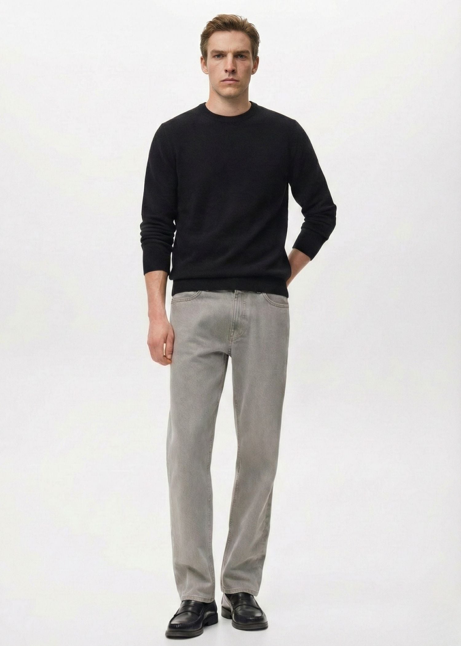 Abyss Pullover in Black