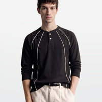 Raglan Pullover in Black
