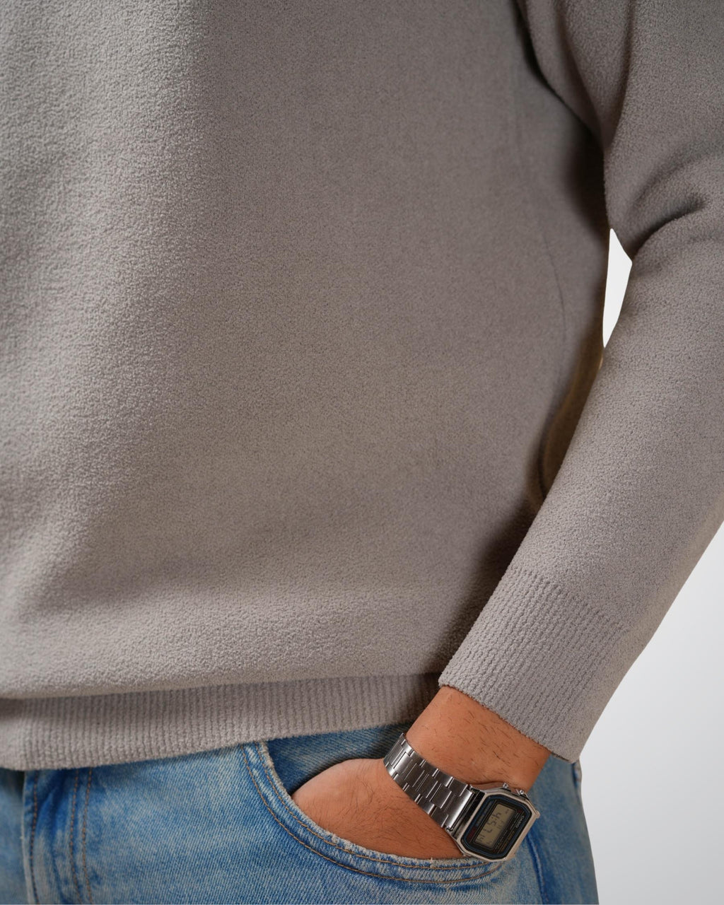 Abyss Pullover in Grey